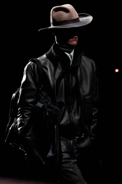 Look 29